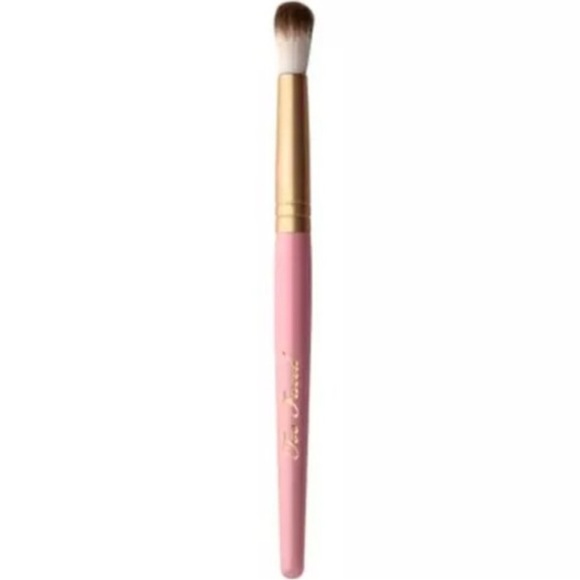 Too Faced Other - Too Faced Eye Shadow Blender Brush NWT